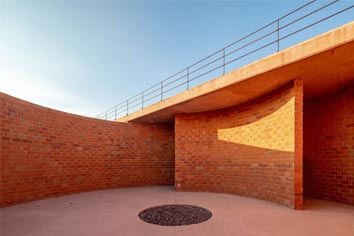 煙花博物館：Taller de Arquitectura Miguel Montor